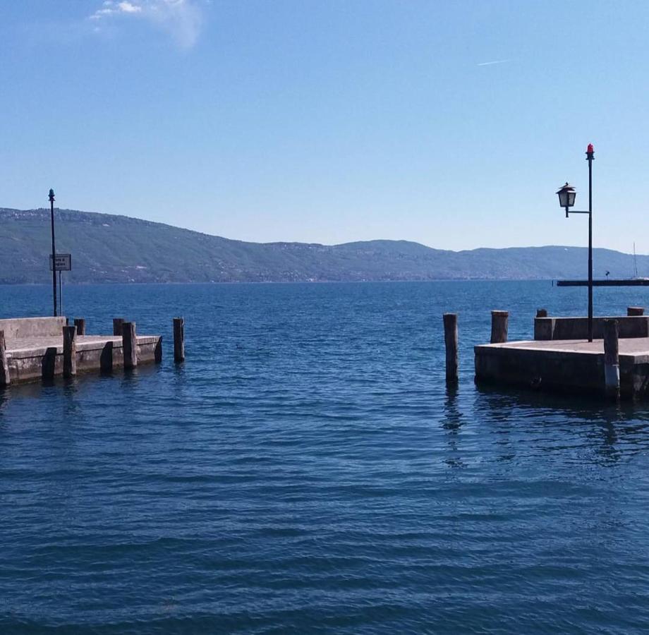 Alice Nel Paese Delle Meraviglie Gavardo Esterno foto