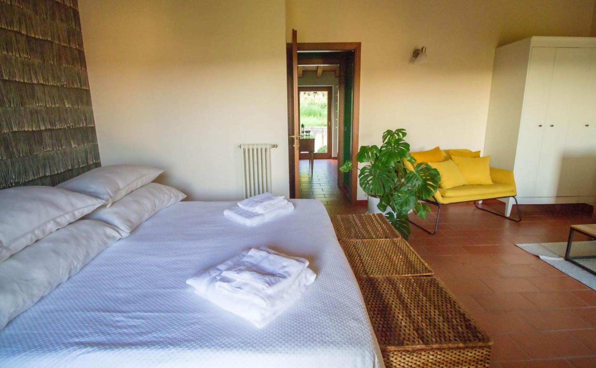 Alice Nel Paese Delle Meraviglie Gavardo Esterno foto